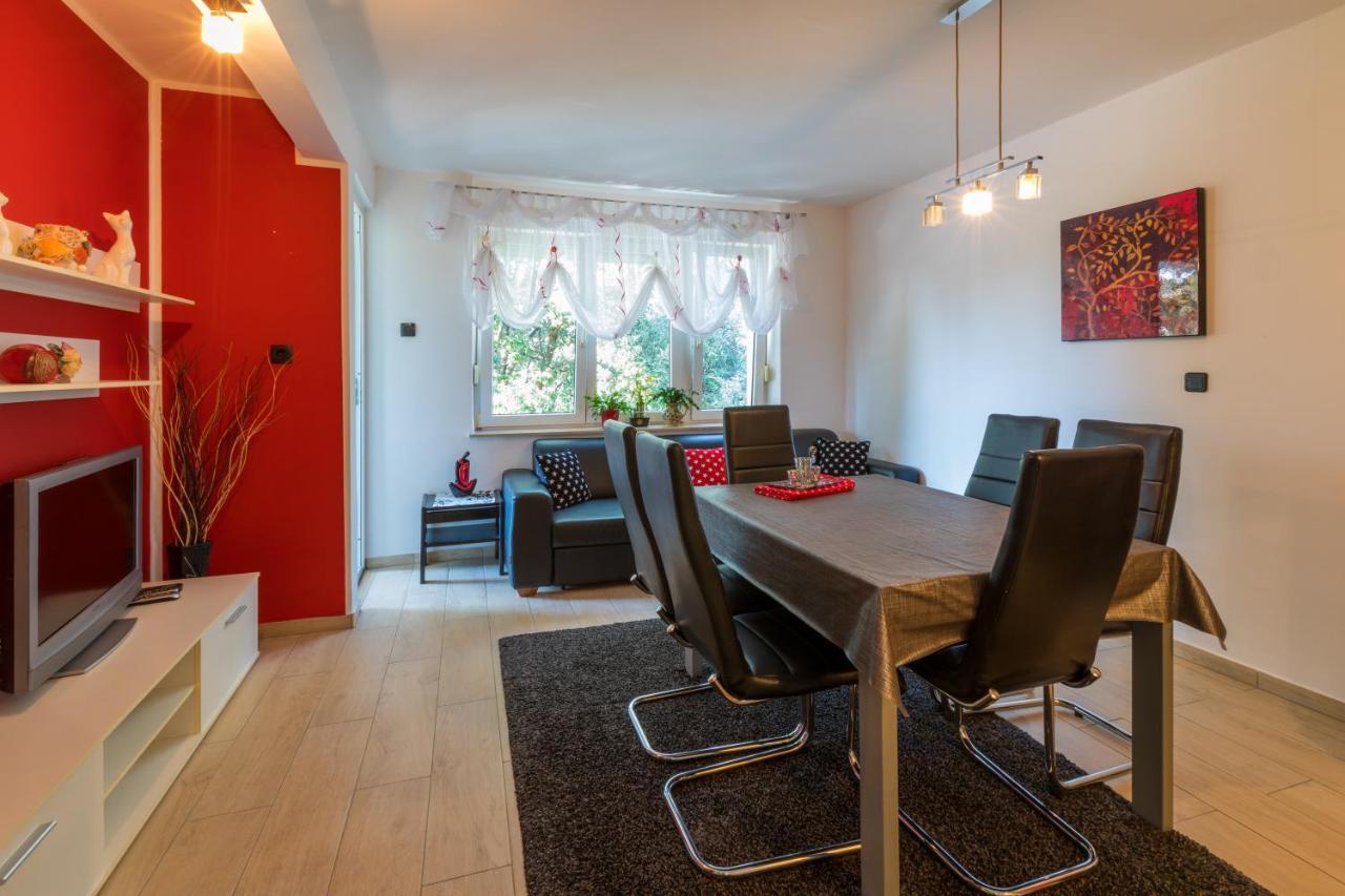Apartman Mladenka Драмаль Экстерьер фото